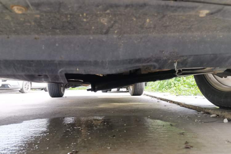 Used Haval M6 2019 1.5T DCT Two-Wheel Drive Elite Version China VI Standard Chassis Front