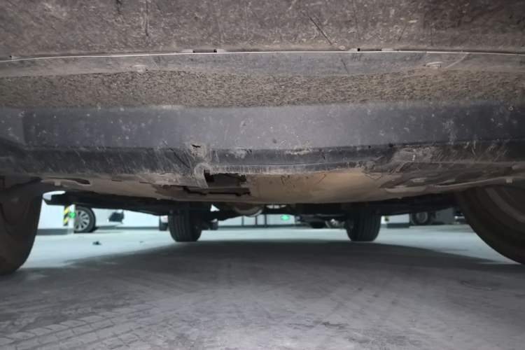 Used Haval M6 2019 1.5T DCT Two-Wheel Drive Elite Version China VI Standard Chassis Front