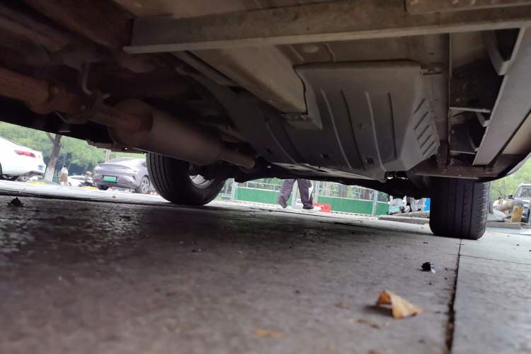 Used Haval M6 2019 1.5T Manual Two-Wheel Drive Urban Version China VI Standard Chassis Front Left