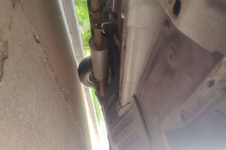 Used Haval M6 2019 1.5T DCT Two-Wheel Drive Value Edition China VI Standard Chassis Front Left