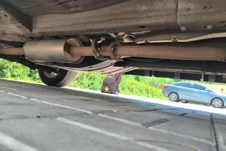 Used Haval M6 2019 1.5T DCT Two-Wheel Drive Elite Version China VI Standard Chassis Front Right