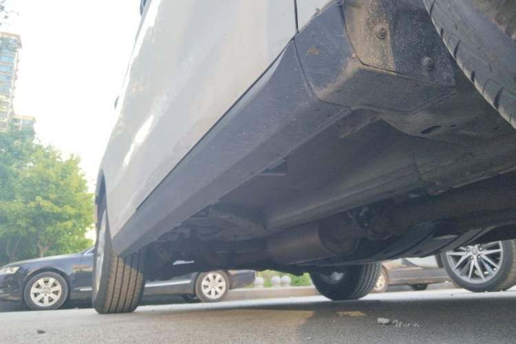 Used Haval M6 2019 1.5T Manual Two-Wheel Drive Elite Version China V Standard Chassis Front Right