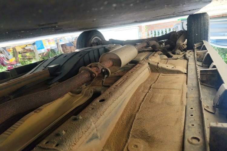 Used Haval M6 2019 1.5T DCT Two-Wheel Drive Elite Version China VI Standard Chassis Front Right