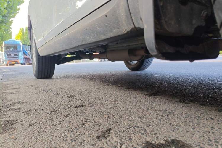 Used Haval M6 2019 1.5T Manual Two-Wheel Drive Elite Version China VI Standard Chassis Front Right