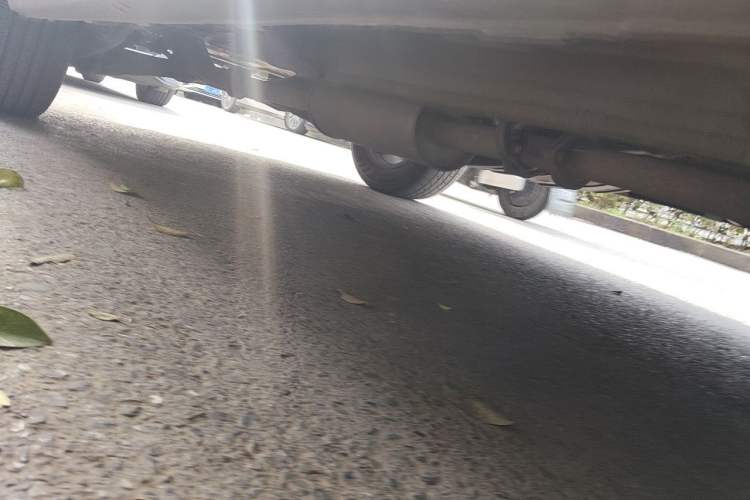 Used Haval M6 2019 1.5T DCT Two-Wheel Drive Elite Version China VI Standard Chassis Front Right