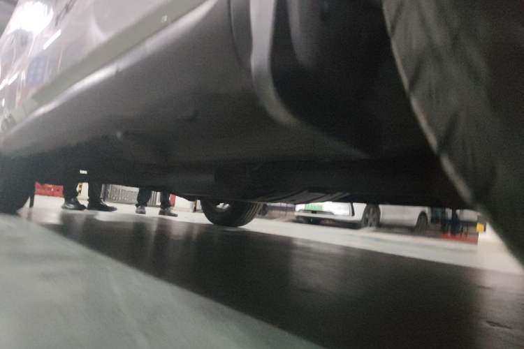 Used Haval M6 2019 1.5T Manual Two-Wheel Drive Elite Version China VI Standard Chassis Front Right