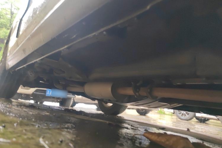 Used Haval M6 2019 1.5T DCT Two-Wheel Drive Elite Version China VI Standard Chassis Front Right