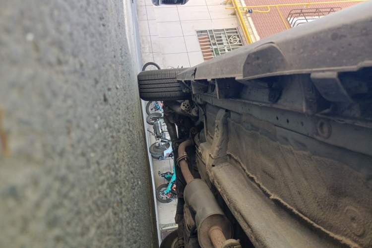 Used Haval M6 2019 1.5T DCT Two-Wheel Drive Urban Version China VI Standard Chassis Front Right