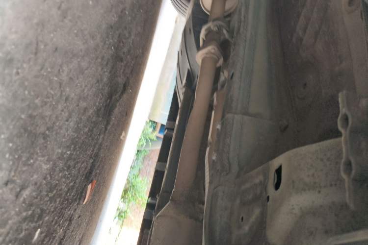 Used Haval M6 2019 1.5T Manual Two-Wheel Drive Elite Version China VI Standard Chassis Front Right