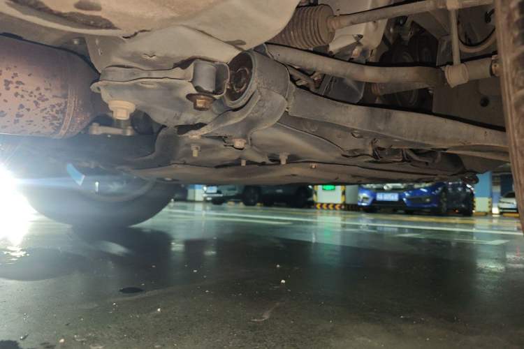 Used Haval M6 2019 1.5T DCT Two-Wheel Drive Value Edition China VI Standard Chassis Front Right