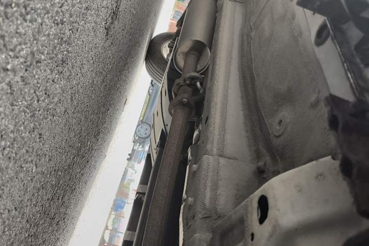 Used Haval M6 2019 1.5T Manual Two-Wheel Drive Urban Version China VI Standard Chassis Front Right