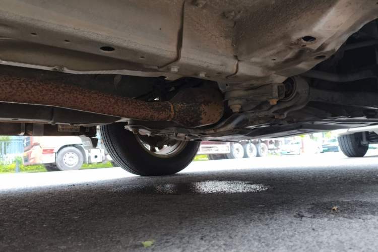 Used Haval M6 2019 1.5T Manual Two-Wheel Drive Elite Version China V Standard Chassis Front Right