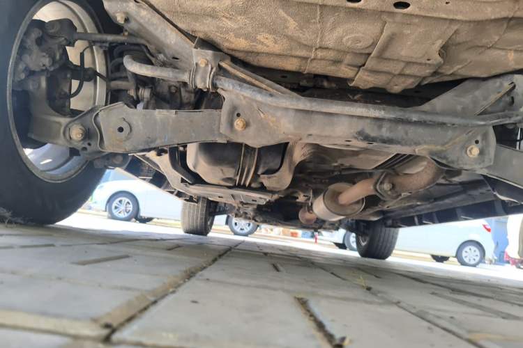 Used Haval M6 2019 1.5T DCT Two-Wheel Drive Elite Version China VI Standard Chassis Rear
