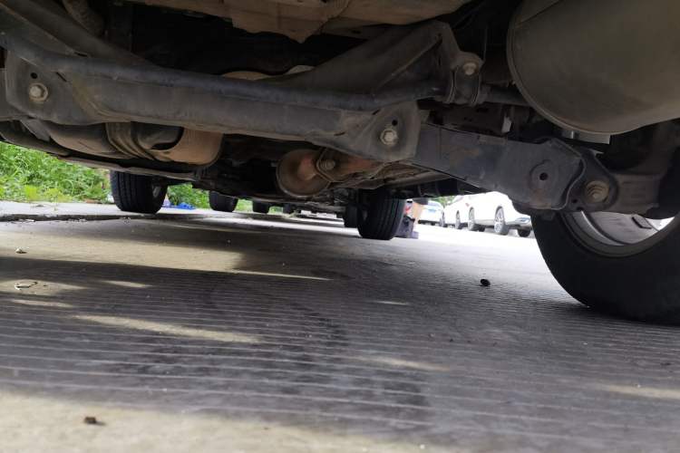Used Haval M6 2019 1.5T DCT Two-Wheel Drive Elite Version China VI Standard Chassis Rear