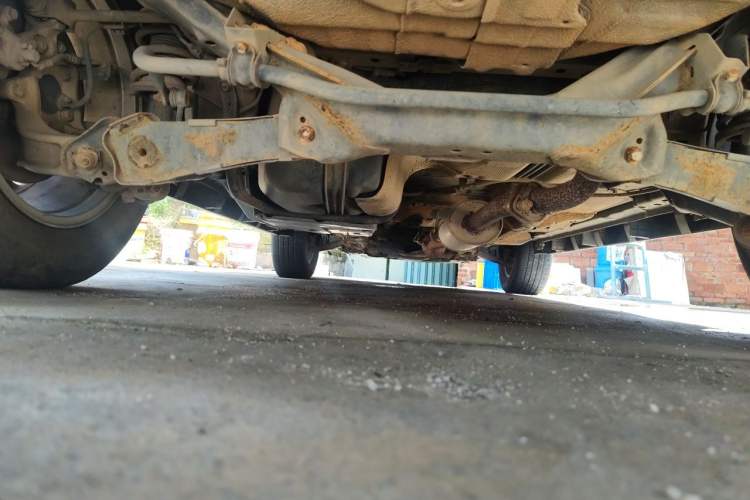 Used Haval M6 2019 1.5T DCT Two-Wheel Drive Elite Version China VI Standard Chassis Rear