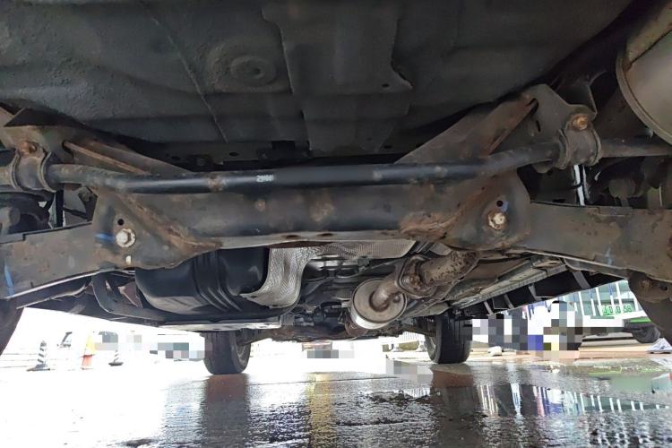 Used Haval M6 2019 1.5T DCT Two-Wheel Drive Elite Version China VI Standard Chassis Rear