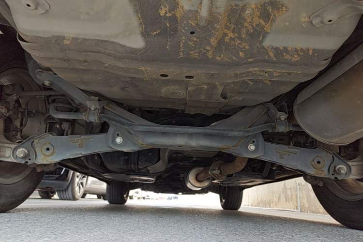 Used Haval M6 2019 1.5T DCT Two-Wheel Drive Elite Version China V Standard Chassis Rear