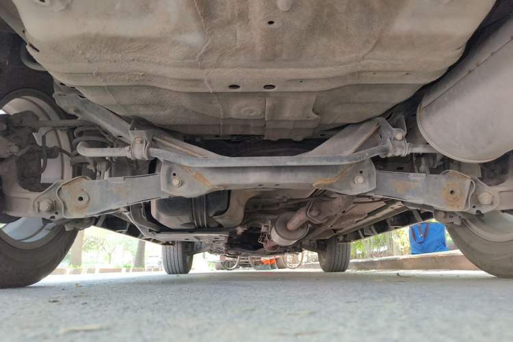 Used Haval M6 2019 1.5T DCT Two-Wheel Drive Elite Version China VI Standard Chassis Rear