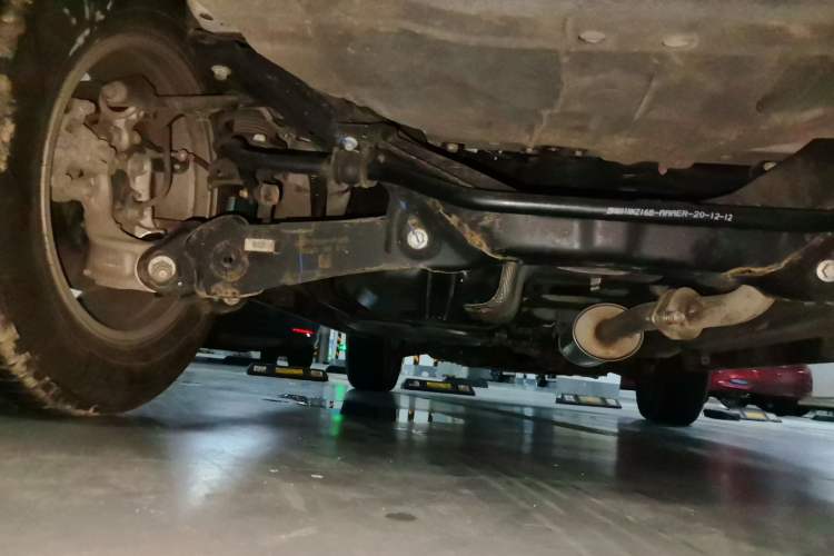 Used Haval M6 2019 1.5T Manual Two-Wheel Drive Urban Version China VI Standard Chassis Rear