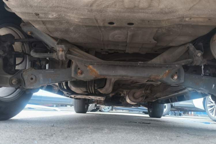 Used Haval M6 2019 1.5T DCT Two-Wheel Drive Value Edition China VI Standard Chassis Rear