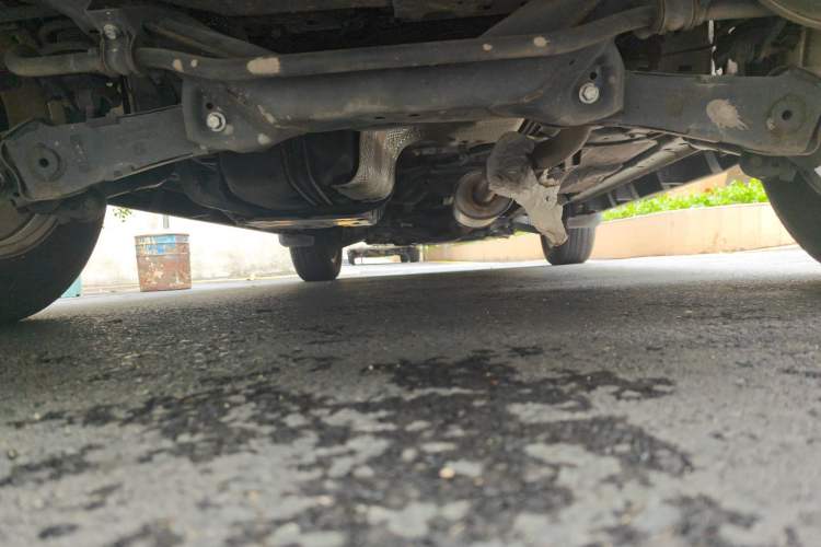 Used Haval M6 2019 1.5T Manual Two-Wheel Drive Elite Version China VI Standard Chassis Rear