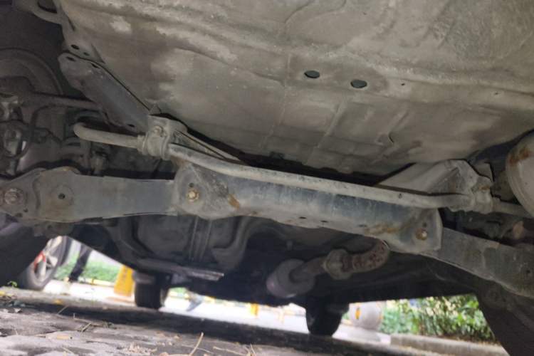 Used Haval M6 2019 1.5T DCT Two-Wheel Drive Value Edition China VI Standard Chassis Rear
