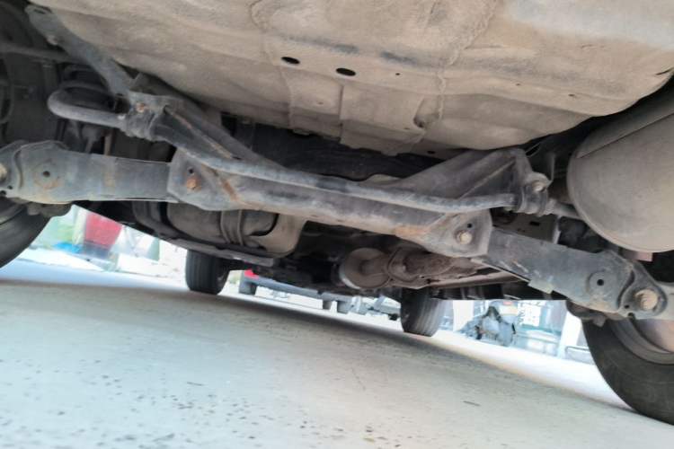 Used Haval M6 2019 1.5T DCT Two-Wheel Drive Value Edition China VI Standard Chassis Rear