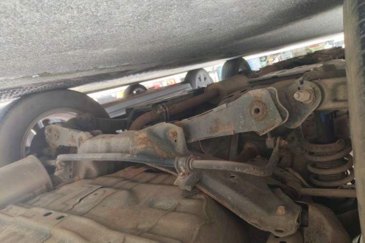 Used Haval M6 2019 1.5T Manual Two-Wheel Drive Elite Version China V Standard Chassis Rear