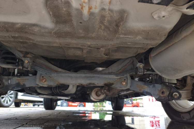 Used Haval M6 2019 1.5T DCT Two-Wheel Drive Value Edition China VI Standard Chassis Rear