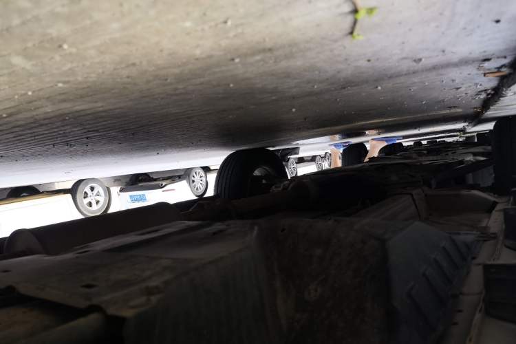 Used Haval M6 2019 1.5T DCT Two-Wheel Drive Elite Version China VI Standard Chassis Rear Left