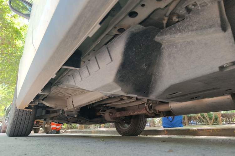 Used Haval M6 2019 1.5T DCT Two-Wheel Drive Elite Version China VI Standard Chassis Rear Left