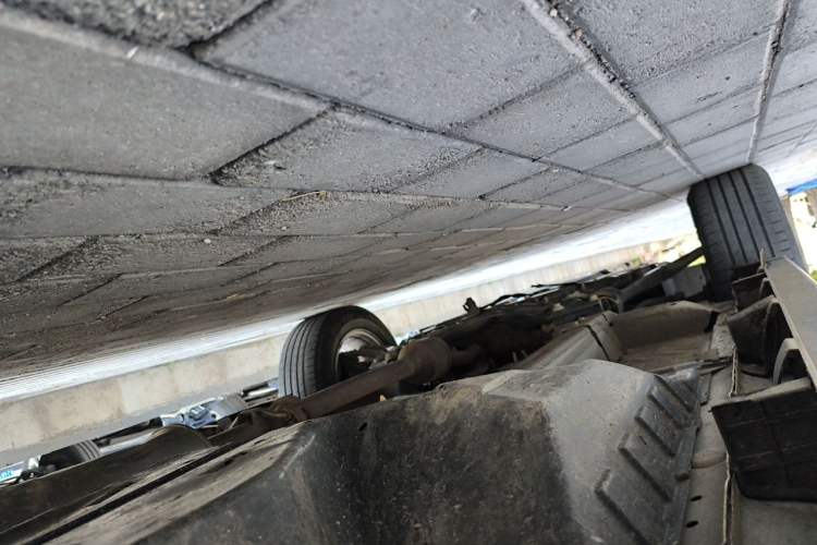 Used Haval M6 2019 1.5T Manual Two-Wheel Drive Urban Version China VI Standard Chassis Rear Left