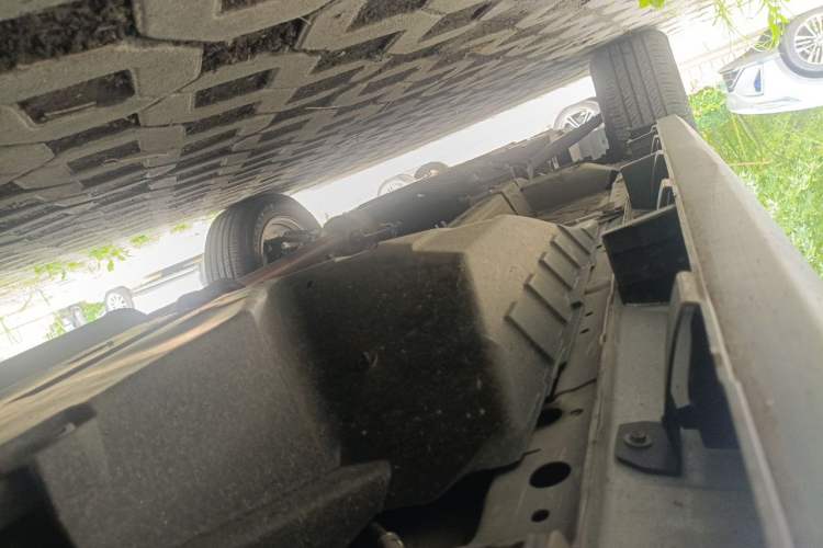 Used Haval M6 2019 1.5T DCT Two-Wheel Drive Value Edition China VI Standard Chassis Rear Left