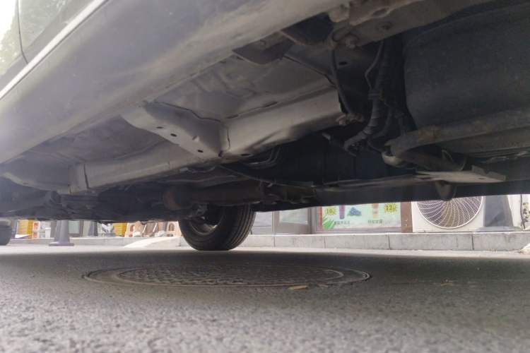 Used Haval M6 2019 1.5T DCT Two-Wheel Drive Value Edition China VI Standard Chassis Rear Left