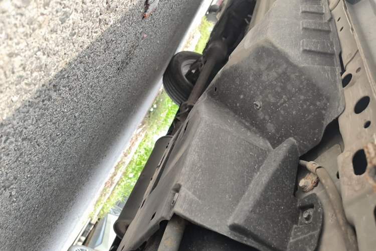 Used Haval M6 2019 1.5T Manual Two-Wheel Drive Urban Version China VI Standard Chassis Rear Left