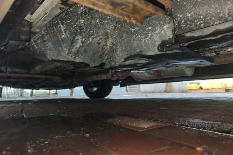 Used Haval M6 2019 1.5T DCT Two-Wheel Drive Elite Version China VI Standard Chassis Rear Left