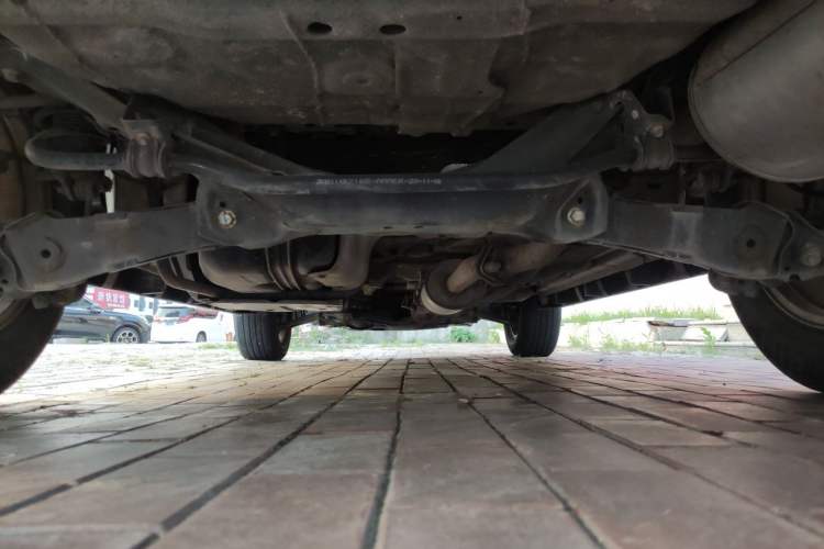 Used Haval M6 2019 1.5T DCT Two-Wheel Drive Elite Version China VI Standard Chassis Rear