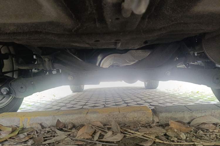Used Haval M6 2019 1.5T DCT Two-Wheel Drive Value Edition China VI Standard Chassis Rear