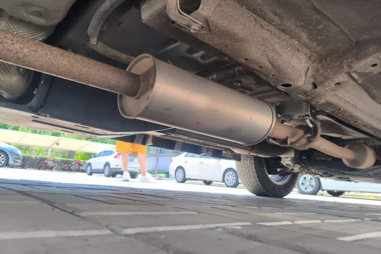 Used Haval M6 2019 1.5T DCT Two-Wheel Drive Elite Version China VI Standard Chassis Rear Right