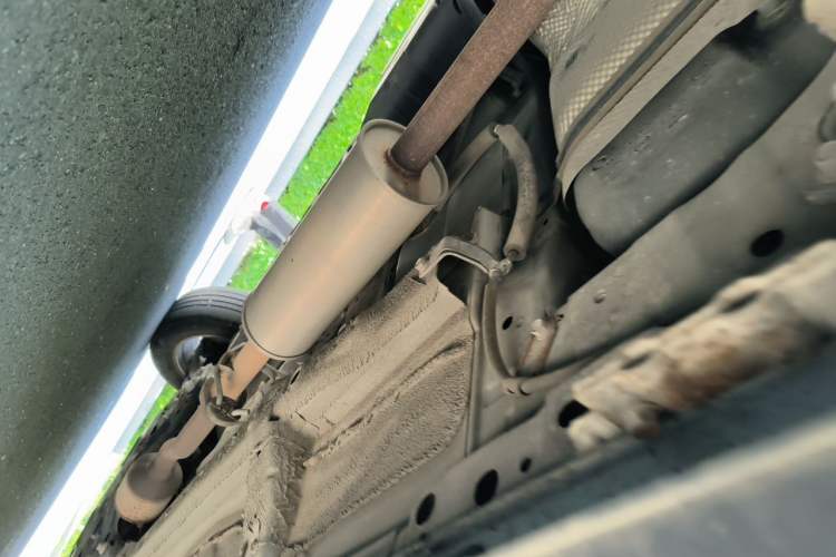 Used Haval M6 2019 1.5T DCT Two-Wheel Drive Value Edition China VI Standard Chassis Rear Right