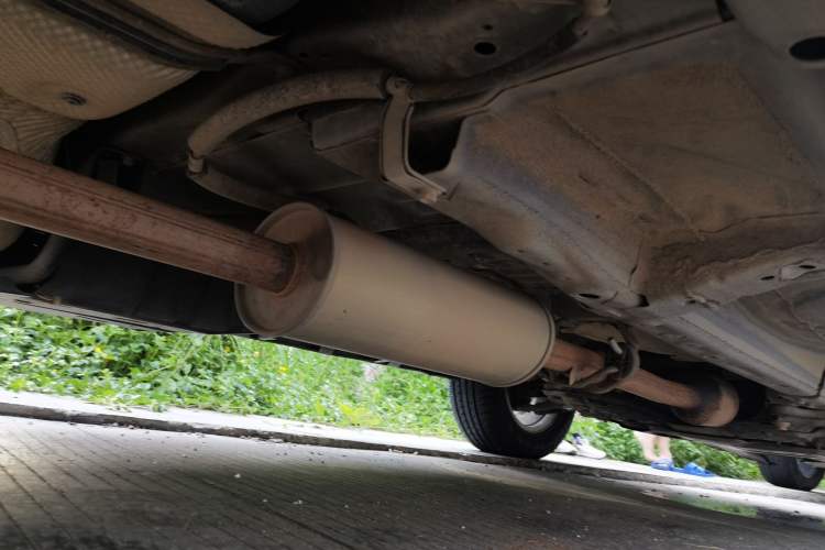 Used Haval M6 2019 1.5T DCT Two-Wheel Drive Elite Version China VI Standard Chassis Rear Right