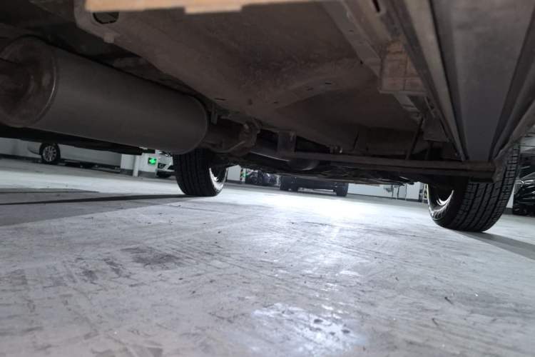 Used Haval M6 2019 1.5T DCT Two-Wheel Drive Elite Version China VI Standard Chassis Rear Right