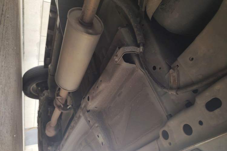 Used Haval M6 2019 1.5T DCT Two-Wheel Drive Elite Version China VI Standard Chassis Rear Right