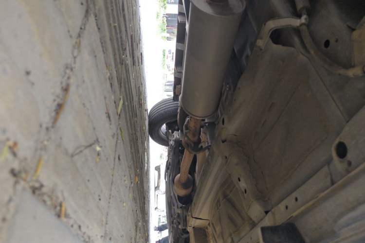 Used Haval M6 2019 1.5T DCT Two-Wheel Drive Elite Version China VI Standard Chassis Rear Right