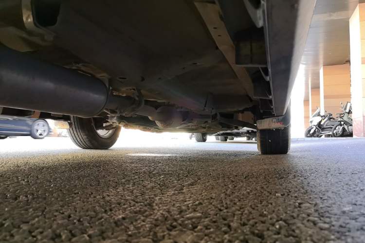 Used Haval M6 2019 1.5T DCT Two-Wheel Drive Elite Version China VI Standard Chassis Rear Right