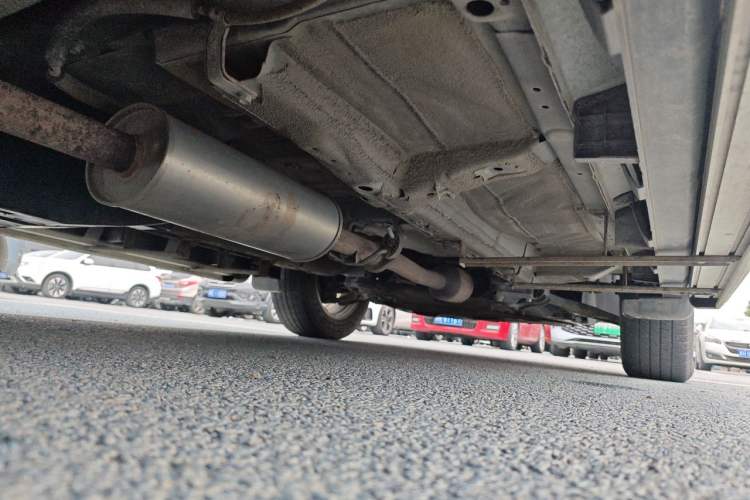Used Haval M6 2019 1.5T DCT Two-Wheel Drive Elite Version China VI Standard Chassis Rear Right