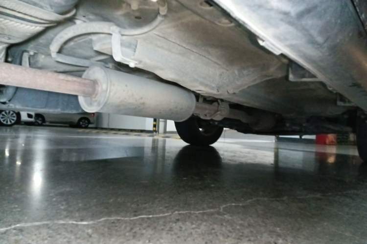 Used Haval M6 2019 1.5T DCT Two-Wheel Drive Value Edition China VI Standard Chassis Rear Right