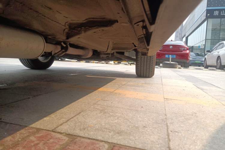 Used Haval M6 2019 1.5T DCT Two-Wheel Drive Value Edition China VI Standard Chassis Rear Right