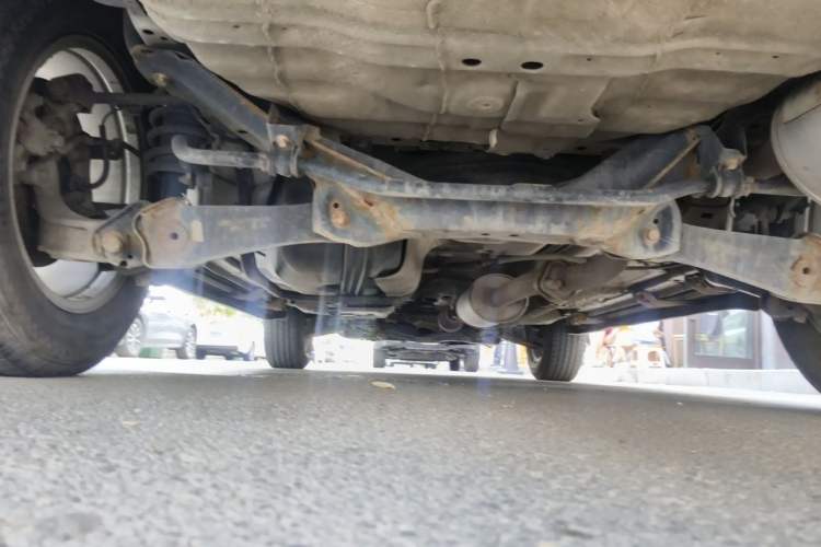 Used Haval M6 2019 1.5T DCT Two-Wheel Drive Value Edition China VI Standard Chassis Rear