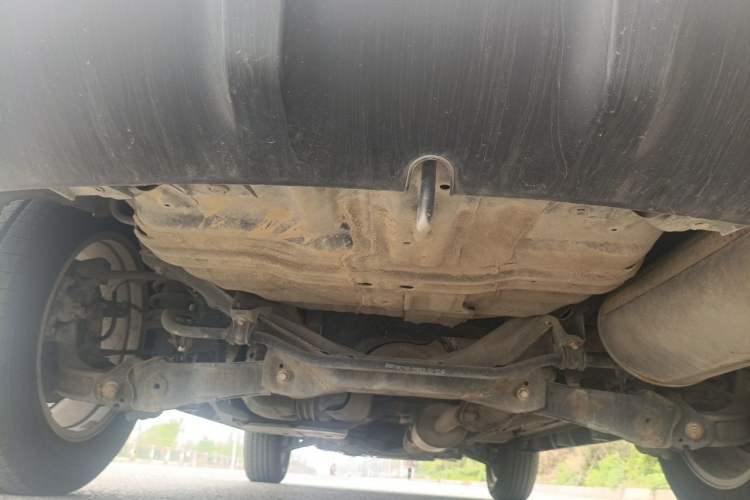 Used Haval M6 2019 1.5T Manual Two-Wheel Drive Urban Version China VI Standard Chassis Rear